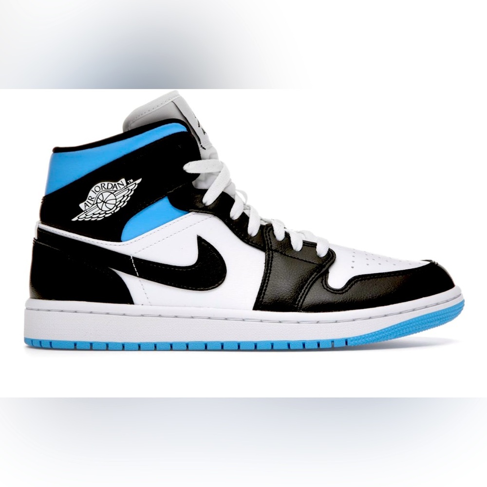 Jordan 1 Mid Women’s 7.5/ Youth Size 8 Nike